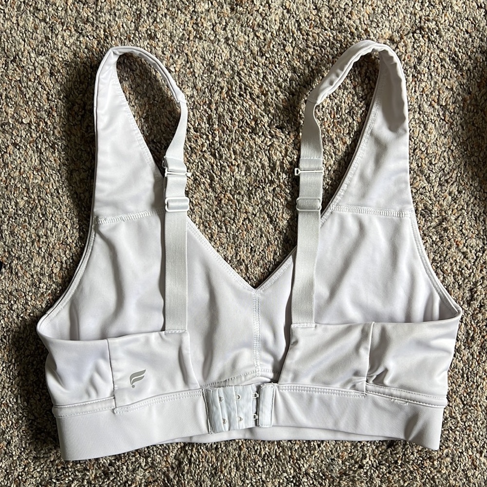 Fabletics Sports Bra - Picture 4 of 5